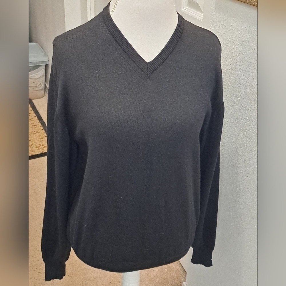 Woolmark Black 100% Pure Wool Pullover Sweater